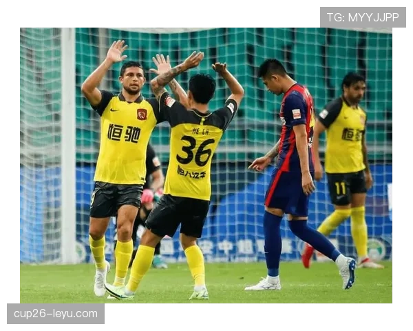 阿拉维斯锋线火力全开，豪取连胜表现亮眼