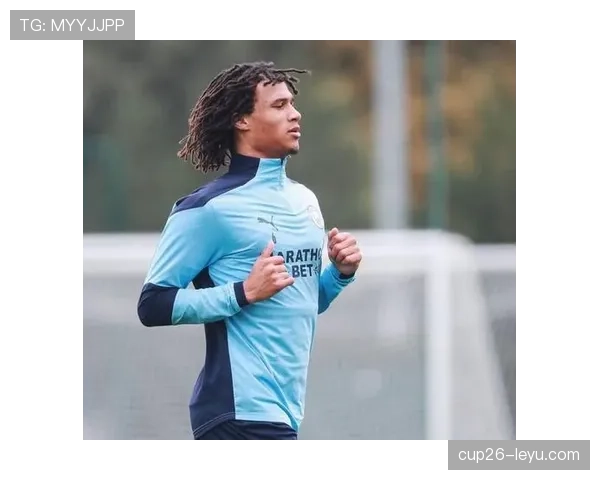 纳乔持续提升中场指挥能力,助力球队攻防转换迈向新高度 纳乔持续提升中场指挥能力,助力球队攻防转换迈向新高度